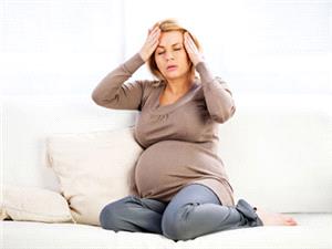 هرآنچه لازم است درباره میگرن در بارداری بدانیم