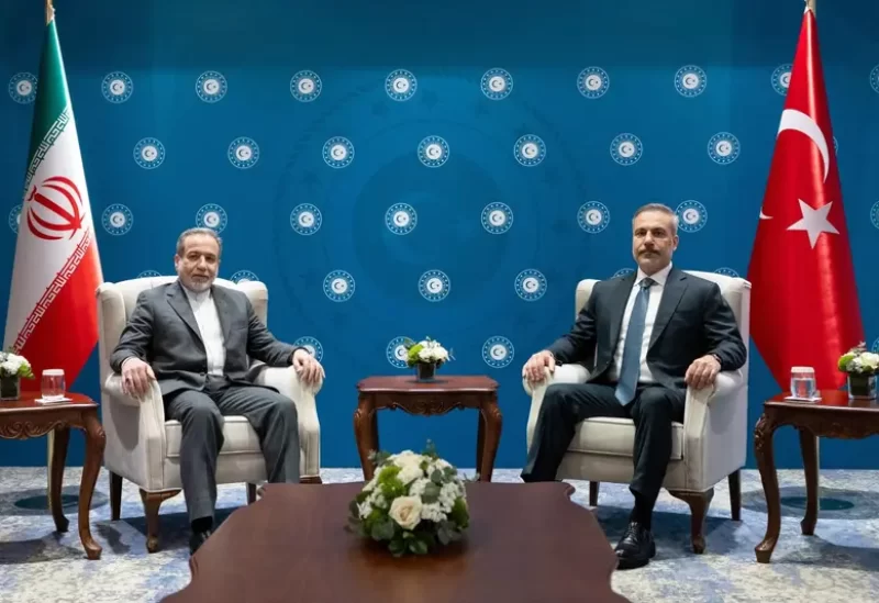 وزیر امور خارجه ترکیه: ایران باید برای مسائل باقیمانده با آمریکا راه‌حل‌های اساسی پیدا کند
