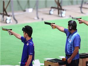 جواد فروغی اولین طلای ایران را به دست آورد