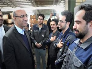 استاندار کرمانشاه: توسعه واحدهاي صنعتي براي اشتغال جوانان استان ادامه دارد