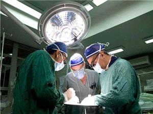 نخستين پيوند کبد در بخارا ازبکستان توسط پزشکان شيرازي با موفقيت انجام شد