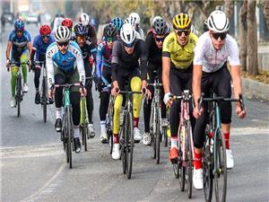 برگزاری مسابقات دوچرخهسواری در باغراه حضرت فاطمه زهرا(س)