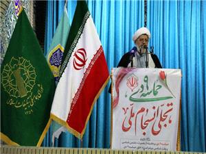 مردم عليرغم سختي، تحريم و گراني پاي انقلاب و ارزش ها ايستادهاند