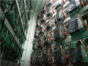 کاهش حداقل 1300 مگاواتی بار پایه شبکه برق کشور