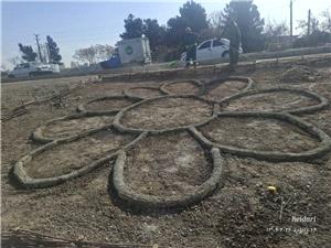 اجراي طرح نوآورانه فرش گل نوري در محور آزادگان منطقه 19