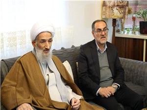 تجليل نماينده ولي فقيه و مديرکل بنياد مازندران از خانواده جانباز شهيد علمدار