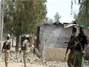 کشتهشدن دهها نفر در حمله داعش به یک پایگاه نظامی در شمال شرق نیجریه