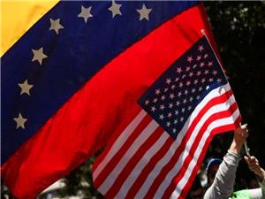 تغییر 180 درجهای سیاست آمریکا؛ واشنگتن برای افزایش تولید نفت و گاز در ونزوئلا مجوز صادر میکند