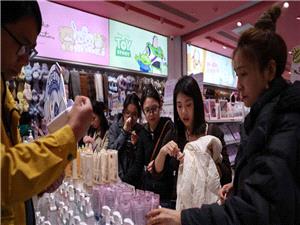 China`s Q3 GDP growth slows to one-year low in test of long-term policy plans