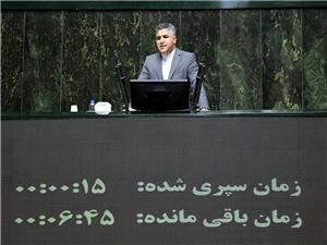 مردم از دولت انتظار عمل دارند نه شعار/ افزايش نرخ ارز و قيمت سکه زندگي را سخت کرده است