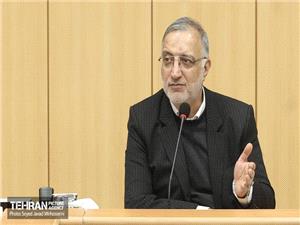 انتقاد تند زاکاني از تصميم کارگروه آلودگي هوا / شما صلاحيت نداريد مردم را از تردد منع کنيد