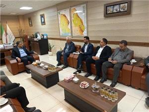 نشست مشترک مديرکل راه و شهرسازي با جمعي از انبوهسازان خوزستان