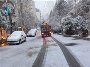 افزایش 20 تا 50 درصدی تجهیزات و نیروهای برفروب در منطقه یک