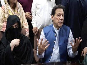 عمران خان به 17 سال حبس دیگر محکوم شد