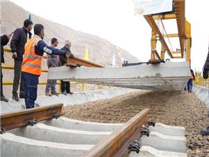 راهآهن ميانه–اردبيل با پيشرفت 96.5 درصدي به زودي به بهرهبرداري ميرسد