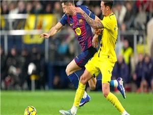 لواندوفسکي: قرار نيست همه توقعات را برآورده کنم