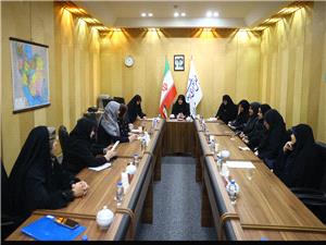 نشست فراکسيون با بانوان حزب نداي ايرانيان/ افزايش فعاليتهاي حزبي، گامي براي تسهيل حضور بانوان در انتخابات