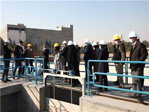 بازديد علمي از تصفيهخانه خليج فارس و مرکز دفن پسماند آرادکوه