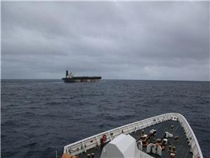 إعلام: الجیش الأمریکی یعلن الاستیلاء على ناقله نفط "مرتبطه بفنزویلا" فی شمال الأطلسی