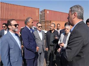 حضور اعضاي کميسيون عمران مجلس در بندر شهيد رجايي با همراهي مديرعامل سازمان بنادر