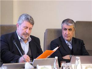 توسعه نيروگاههاي اتمي با تکيه بر ظرفيت بازار سرمايه/ زمينه براي عرضه سهام پروژههاي مربوط به نيروگاههاي هستهاي در بورس با هدف تامين منابع مالي فراهم شده است