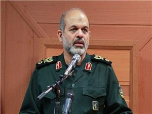 سردار وحیدی: دشمن نه میتواند ملت ایران را بترساند، نه فریب دهد