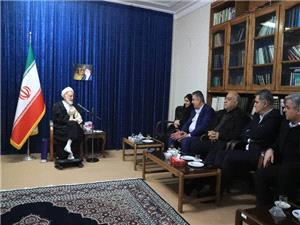 تأکيد بر نقش راهبردي وزارت راه و شهرسازي در تکميل کريدورهاي ملي و منطقهاي