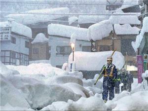بارش بی سابقه برف در ژاپن جان 30 نفر را گرفت