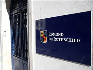 Epstein files show Swiss bank CEO de Rothschild kept up years‑long personal contact with financier