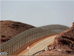 مصر ترسل آلالاف من جنود الجیش الأبیض إلى الحدود