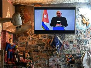 Cuba says willing to talk to US, `without pressure`