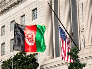 الکونغرس یدیر ظهره للمتعاونین الأفغان وینهی تأشیراتهم