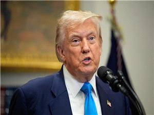 البیت الأبیض: ترامب یترقب ما إذا کان ممکنا إبرام اتفاق مع إیران