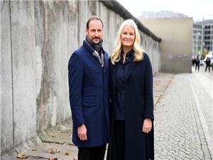 Norway`s crown prince says he is looking after the family