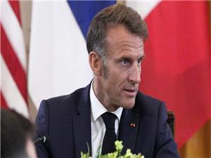 Russia trying to use Epstein to discredit Macron, French source says