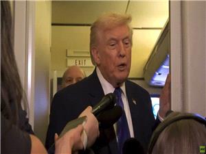 ترامب: قاعدتی الشعبیه سعیده جدا! (فیدیو)