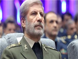 فرمانده کل ارتش: دشمن را به دقت رصد ميکنيم