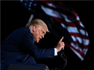 إسرائیل تحذر ترامب: قد نتحرک بمفردنا إذا تجاوزت إیران الخط الأحمر بشأن الصواریخ البالیستیه