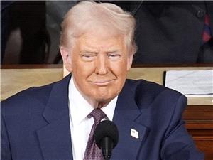 ترامب یصف الریاضی الأولمبی الذی انتقد السیاسه الأمریکیه بالفاشل