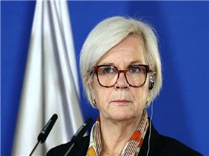 وزیره الدفاع الفرنسیه: باریس وکییف تتفقان على إنتاج مشترک للمسیرات الجویه