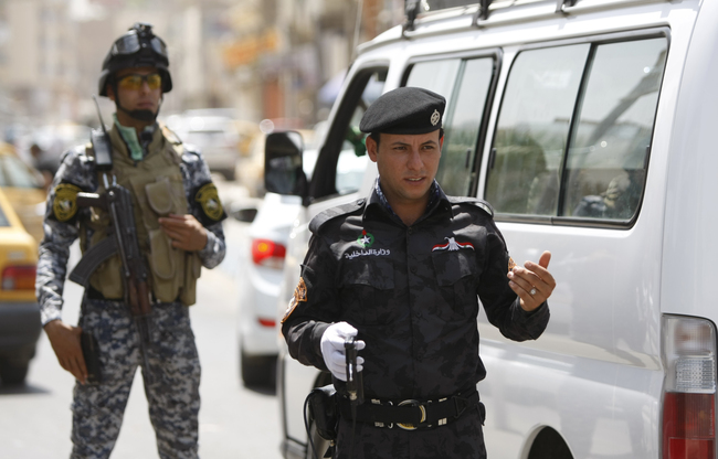 العراقيه: نيروهاي امنيتي عراق به سوي تکريت پيشروي مي کنند