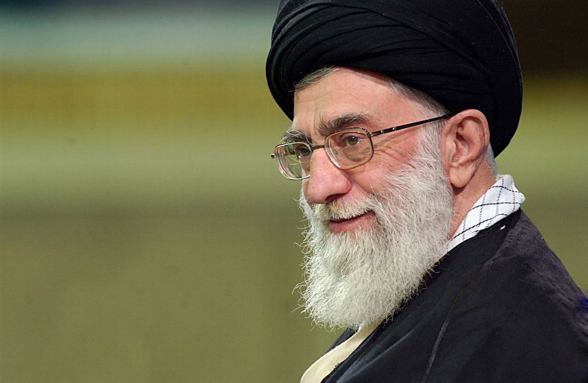 همه بايد از مسئولان دولتي حمايت کنيم/برداشته شدن تحريم ها جزيي از مذاکرات است و نه نتيجه مذاکرات