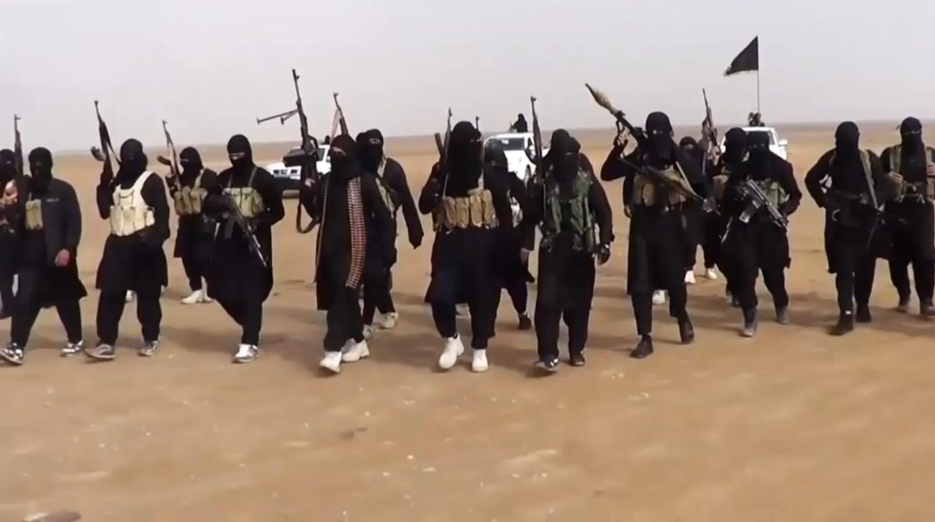 اعدام 13 نفر از عناصر تروريستي داعش