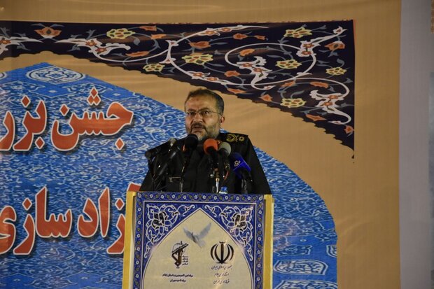 آزادسازي مهران نتيجه مقاومت مردم و يکپارچگي نيروهاي مسلح بود