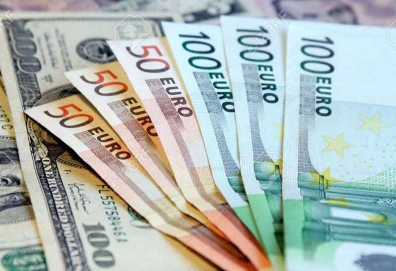 یورو به پایین ترین سطح ارزش خود در 20 سال اخیر نزدیک شده است
