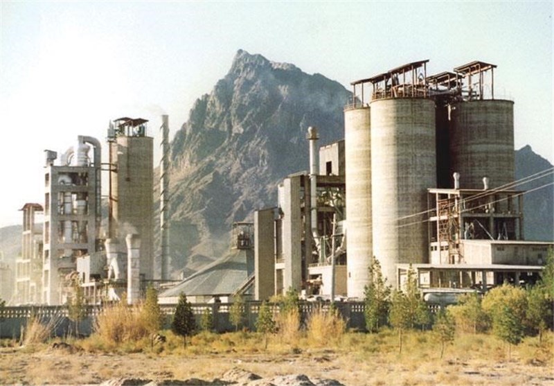 کارزار: دستور فوری ریاست‌جمهوری محترم نسبت به توقف کارخانه سیمان فرداد روستای ویدر شهرستان زرندیه