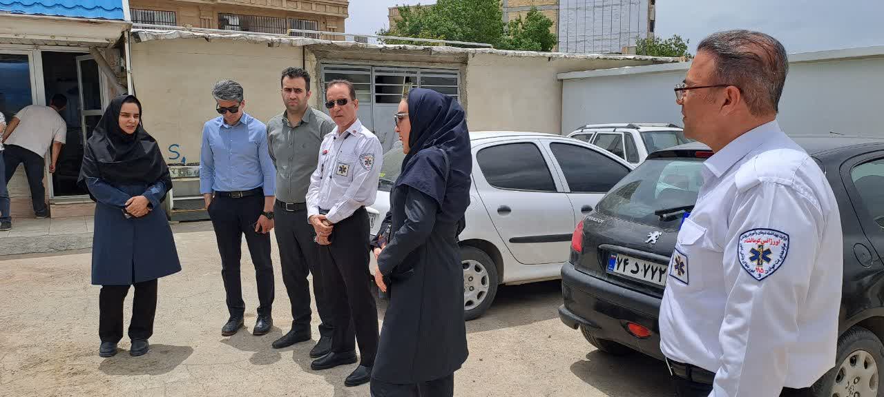 جانشين پدافند غيرعامل وزارت بهداشت از تجهيزات و ساختار مديريت حوادث در کرمانشاه بازديد کرد