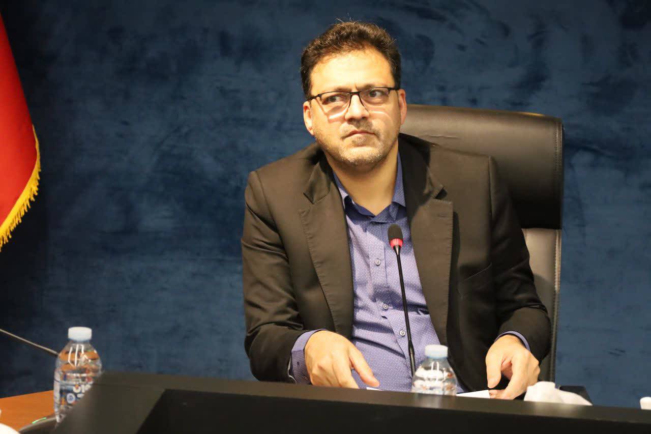 تأکيد فرماندار شميرانات بر پيشگيريمحوري در مديريت بحران/ضرورت توجه گردشگران به اصول ايمني در طبيعت کوهستاني و رودخانهاي شهرستان