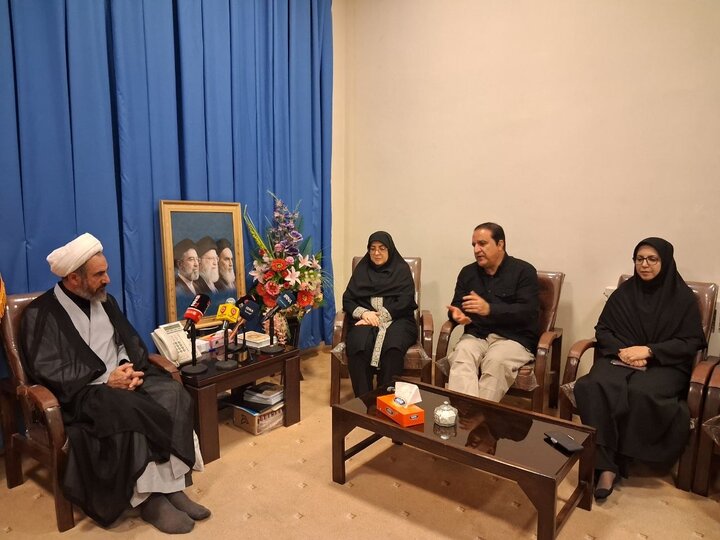 ملت ايران با تدبير و همت، دشمن را در جنگ اقتصادي ناکام گذاشت