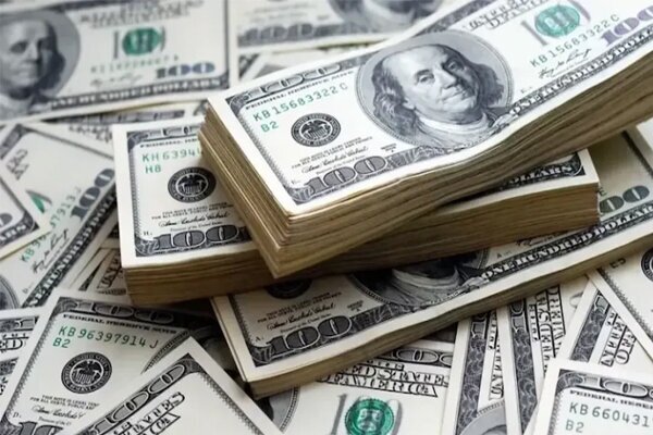 کشف 157 اسکناس 100 دلاری تقلبی در تبریز